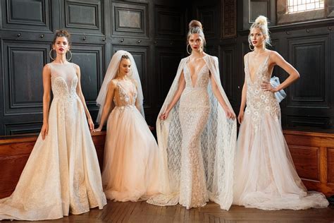 sfilata miami gianni versace sposa argento|I 10 vestiti da sposa più belli di sempre sulle passerelle.